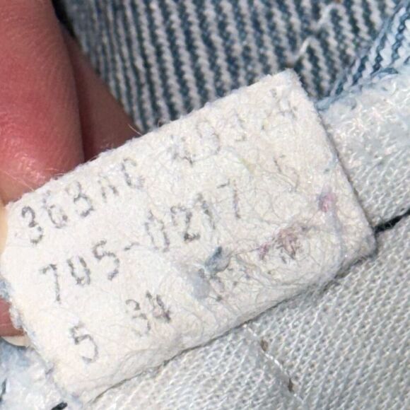 Vintage 70’s 80’s Orange Tab Light Wash Levis Student Fit Cut Off Shorts Size 28 - Picture 14 of 16